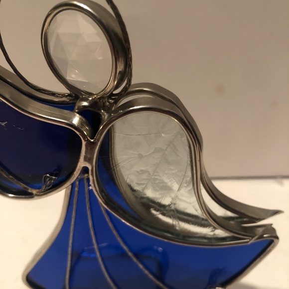 Adorable stained glass angel ready for your mantel. Used but like new - Picture 4 of 10